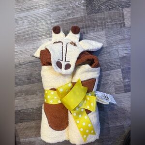 Mullins Square Giraffe Hooded Baby Towel with Yellow Polka Dot Bow